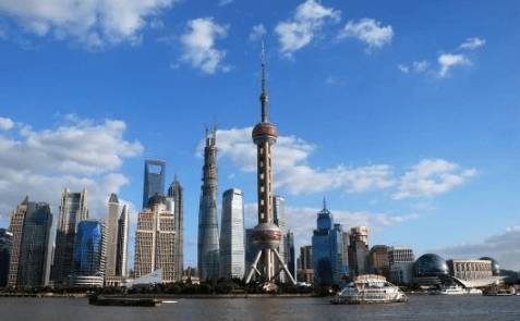 上海，改革开放的窗口，国际化大都市的风范缩影