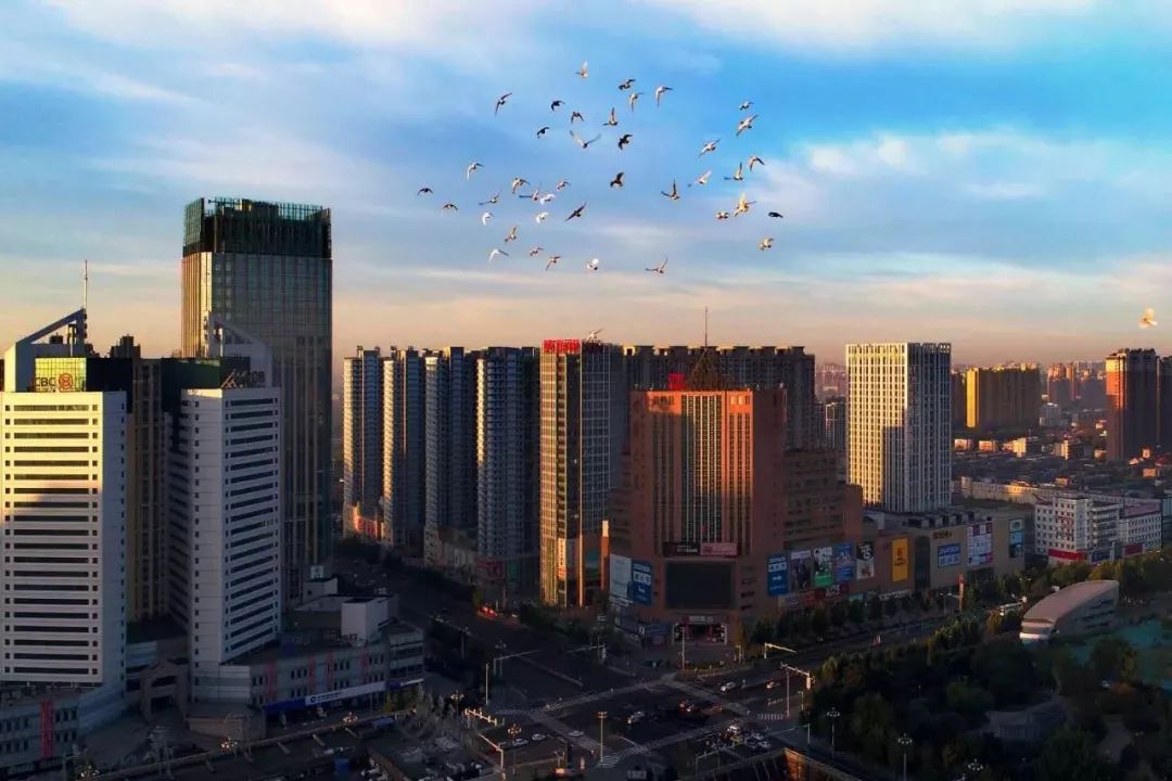 唐山科技之光，最新高科技产品体验之旅